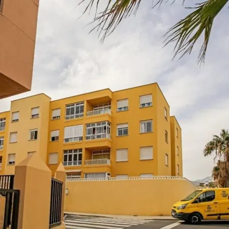 Cozy Apartment Near The Sea With Private Parking El Médano Exterior foto