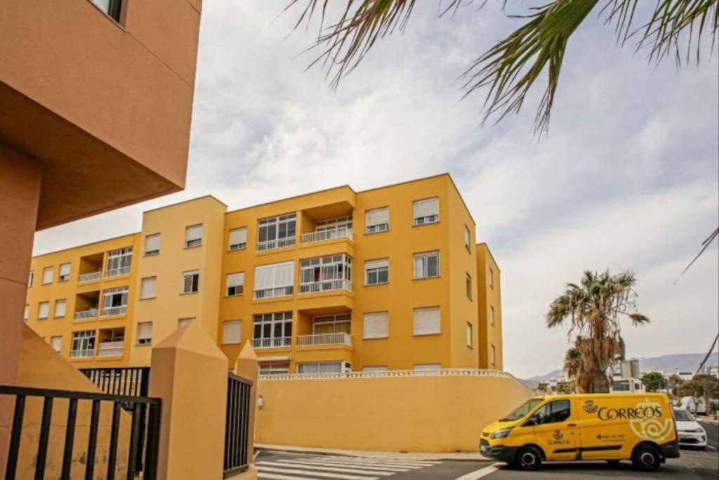 Cozy Near The Sea With Private Parking